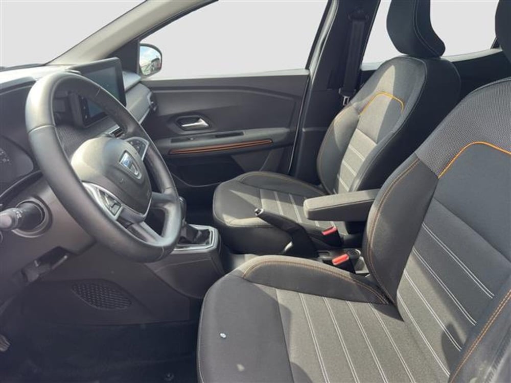 Dacia Sandero usata a Roma (11)