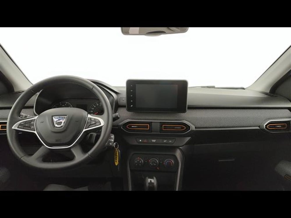 Dacia Sandero usata a Milano (11)