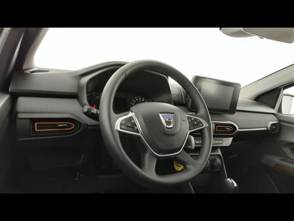 Dacia Sandero usata a Milano (8)
