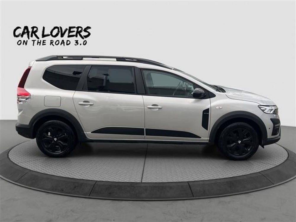 Dacia Jogger usata a Roma (4)