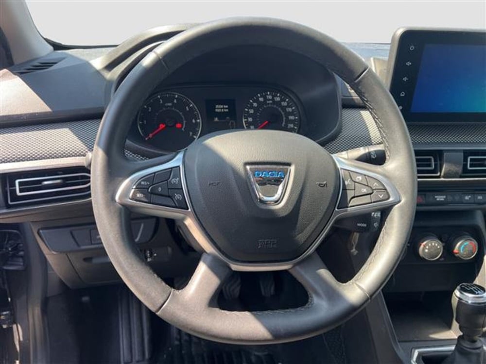 Dacia Jogger usata a Roma (11)
