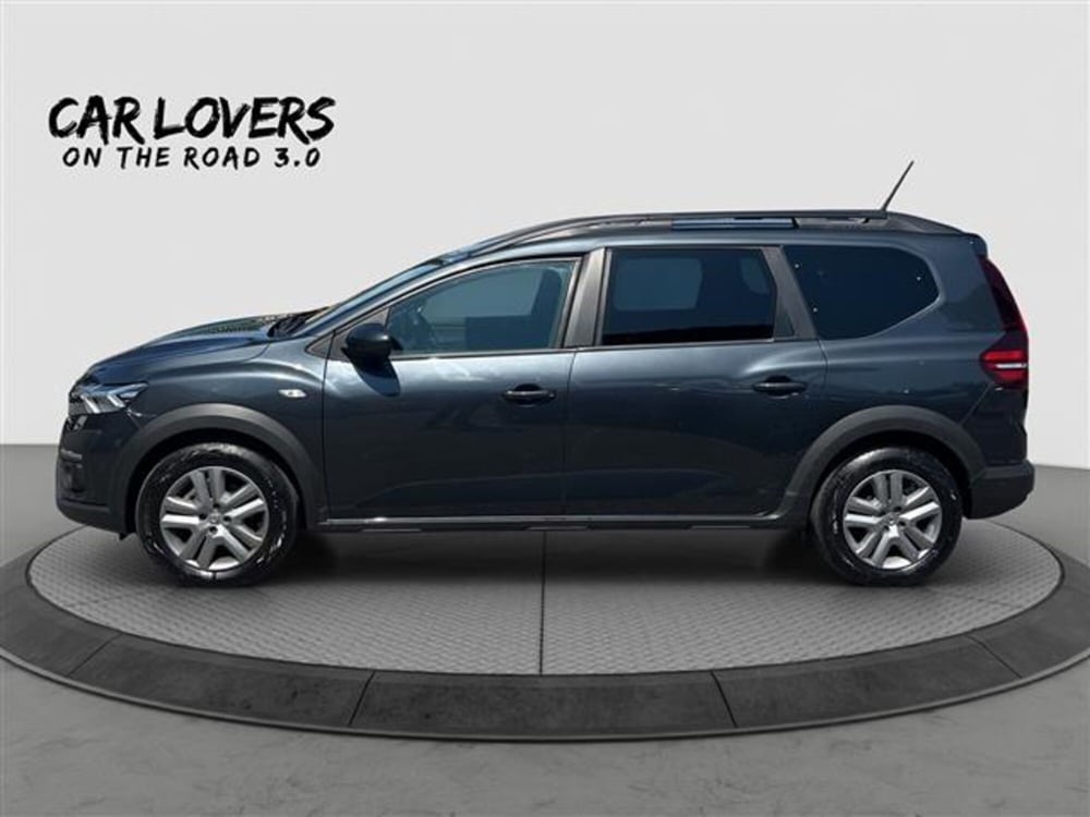 Dacia Jogger usata a Roma (8)