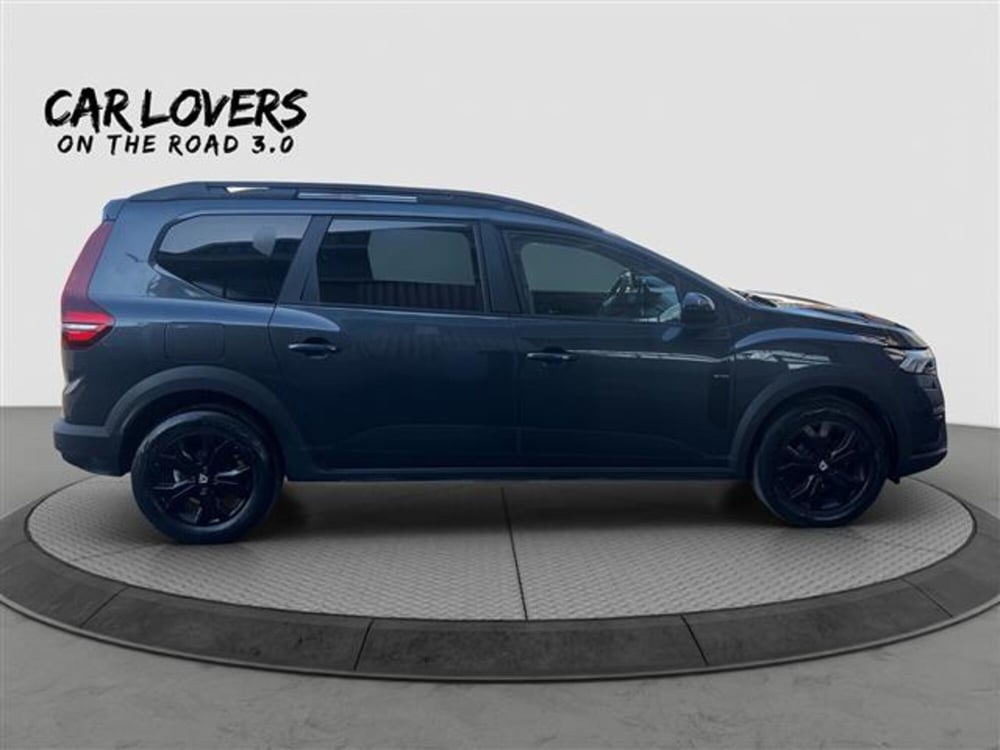 Dacia Jogger usata a Roma (4)