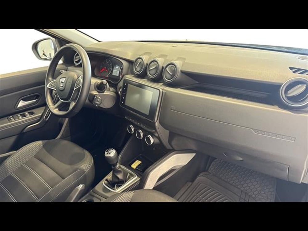 Dacia Duster usata a Viterbo (7)