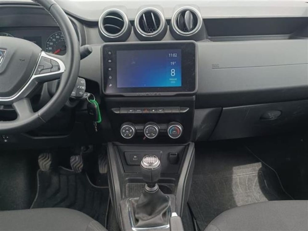 Dacia Duster usata a Livorno (11)