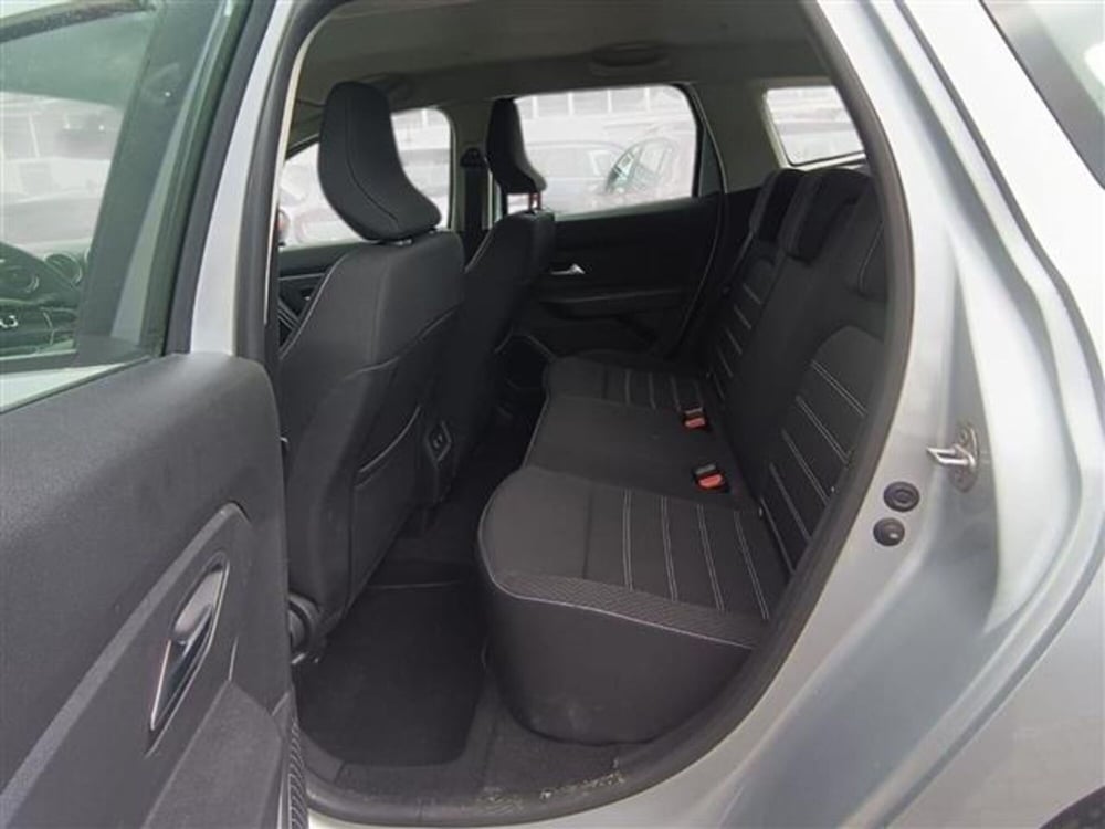 Dacia Duster usata a Livorno (14)