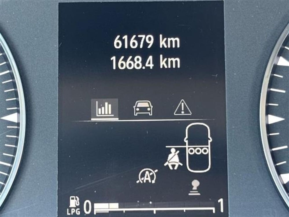 Dacia Jogger usata a Livorno (12)
