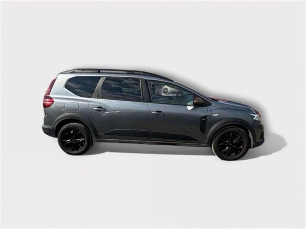Dacia Jogger usata a Livorno (6)
