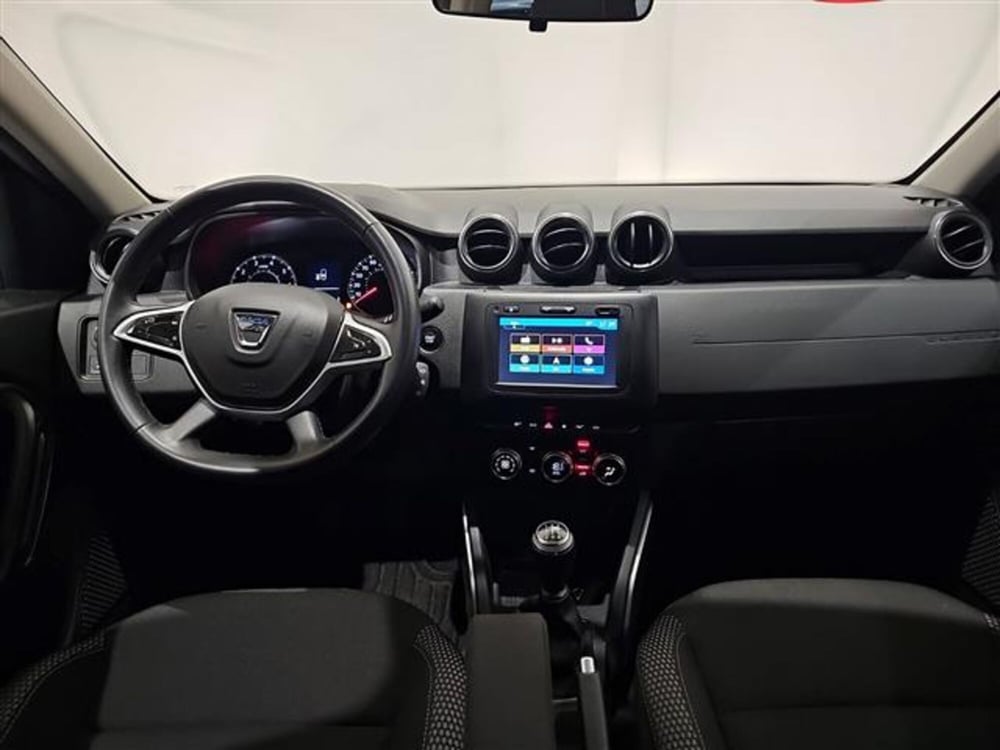 Dacia Duster usata a Palermo (10)