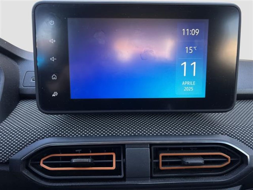 Dacia Sandero usata a Roma (14)