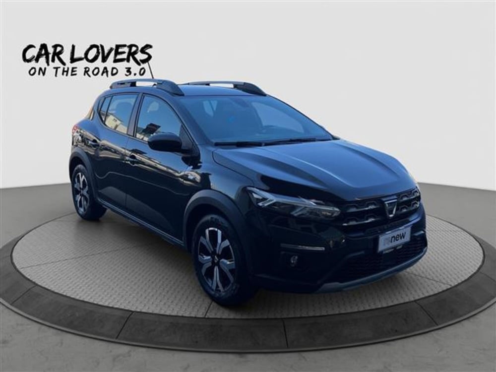 Dacia Sandero usata a Roma (3)