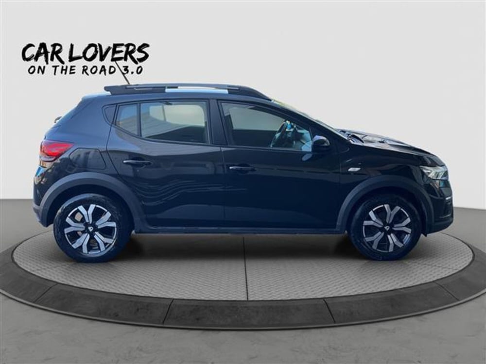 Dacia Sandero usata a Roma (4)