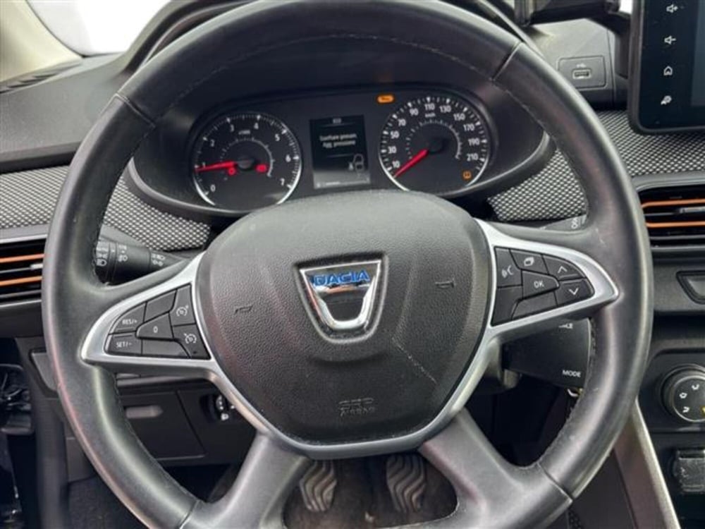 Dacia Sandero usata a Livorno (11)