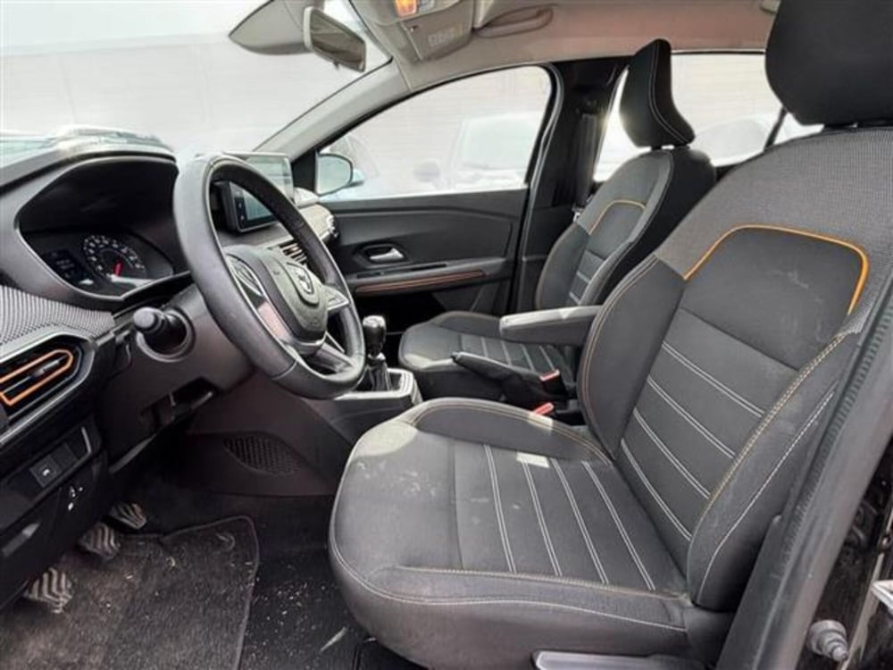 Dacia Sandero usata a Livorno (9)