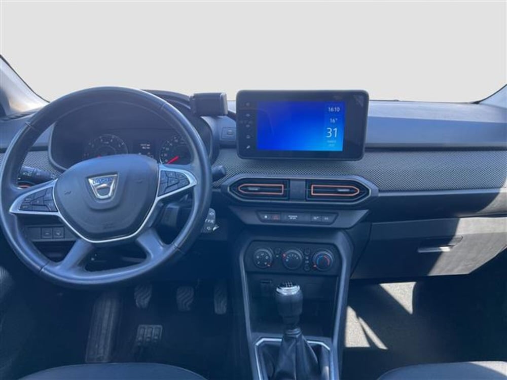 Dacia Sandero usata a Roma (12)
