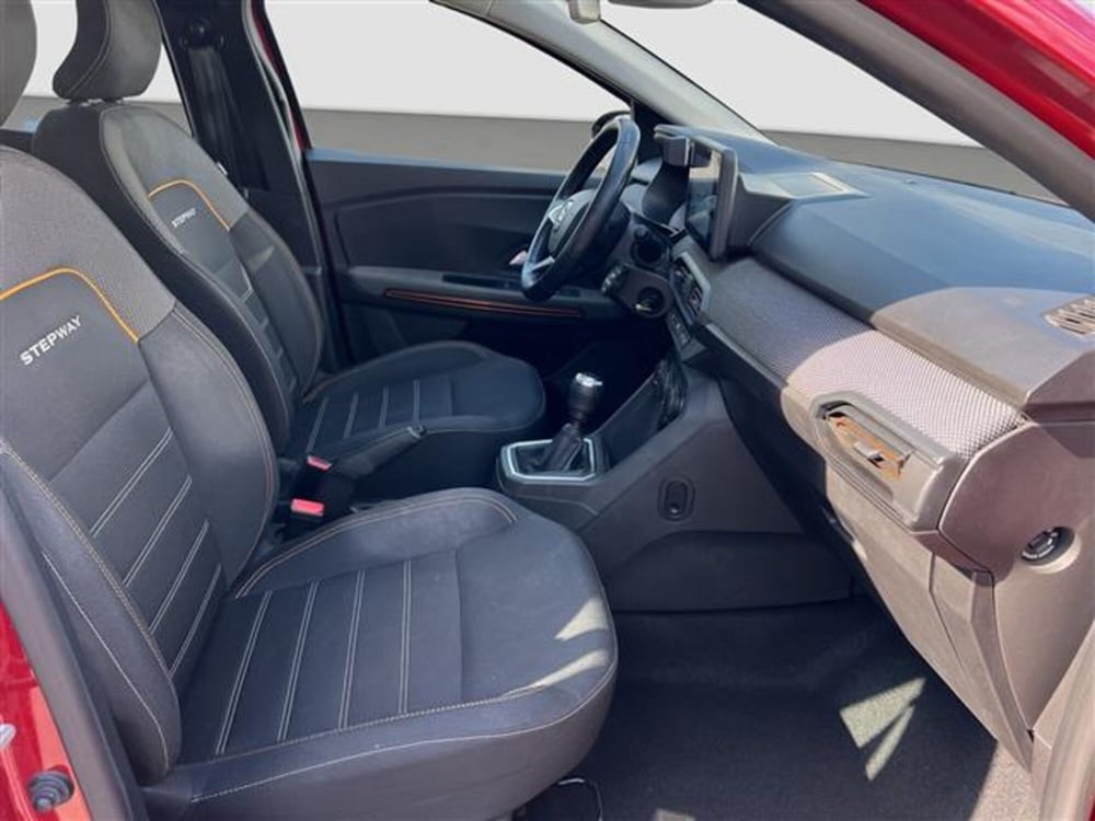 Dacia Sandero usata a Roma (14)
