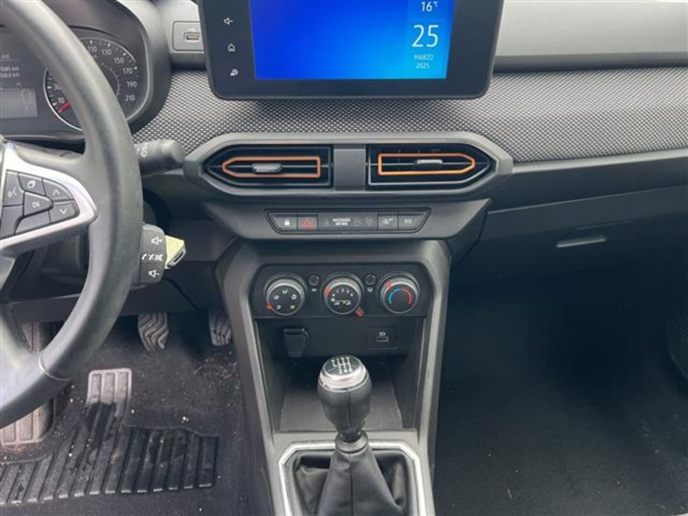 Dacia Sandero usata a Roma (14)