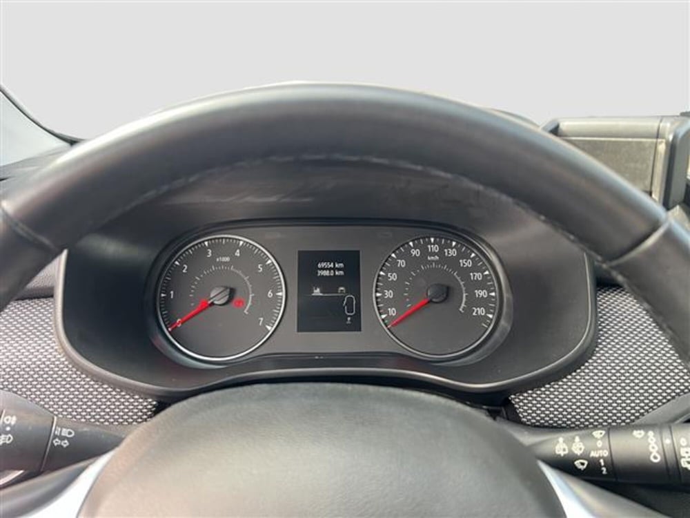 Dacia Sandero usata a Roma (12)