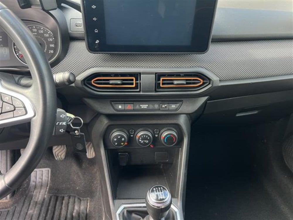 Dacia Sandero usata a Roma (14)