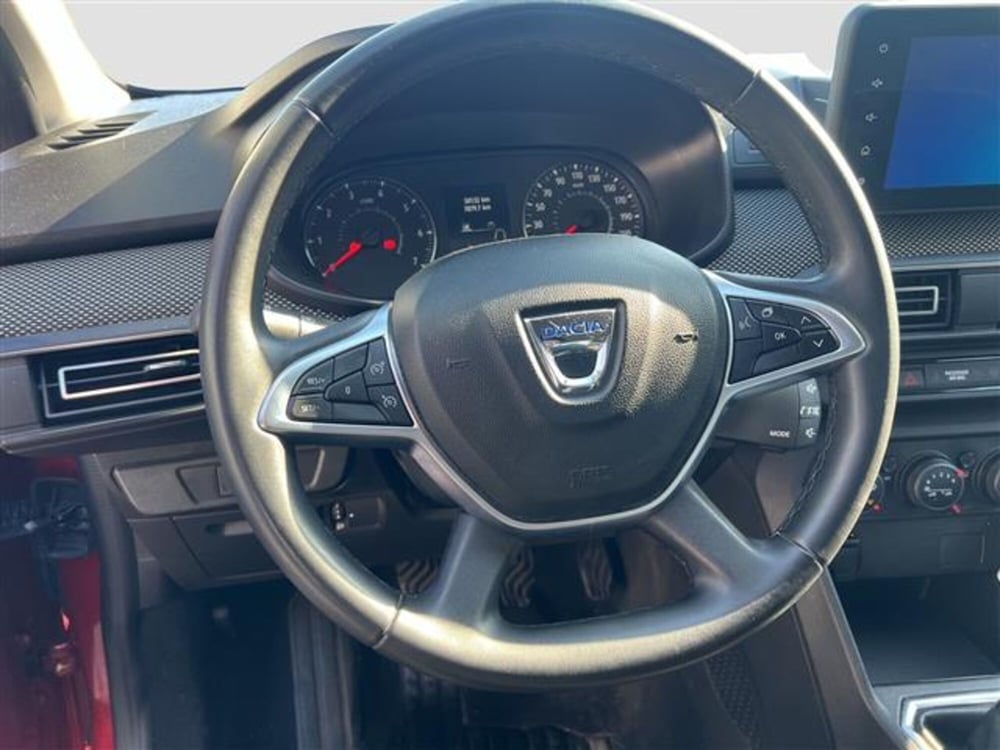 Dacia Sandero usata a Roma (12)