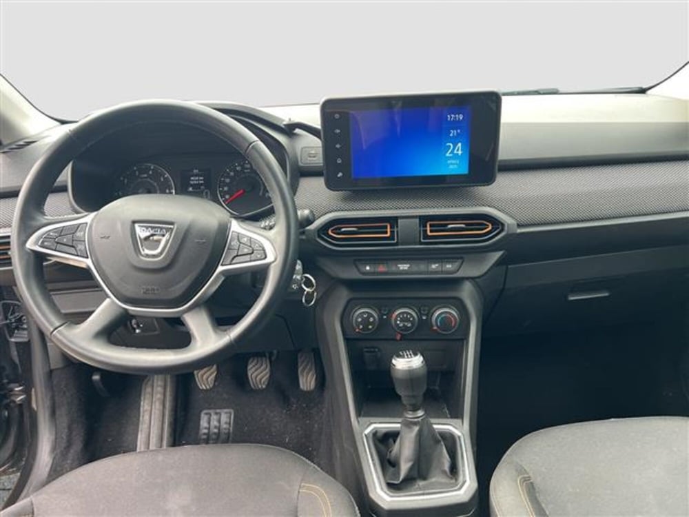 Dacia Sandero usata a Roma (11)
