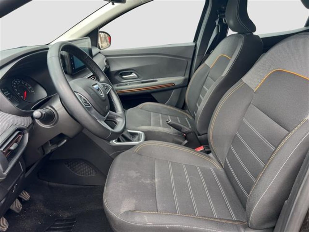 Dacia Sandero usata a Roma (14)