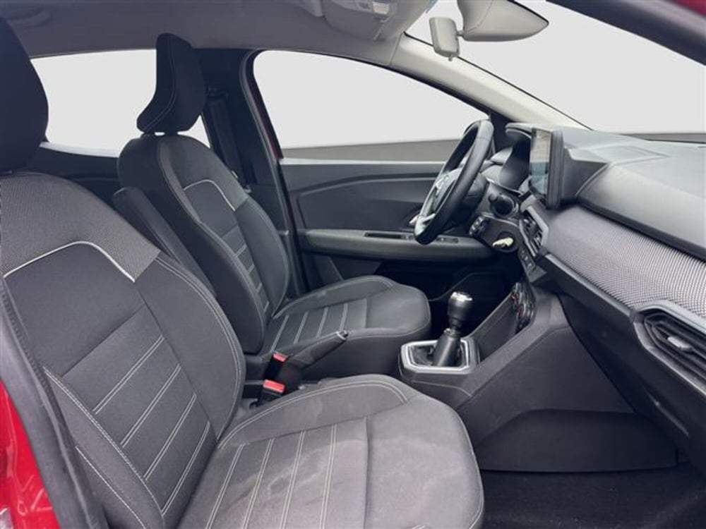 Dacia Sandero usata a Roma (14)