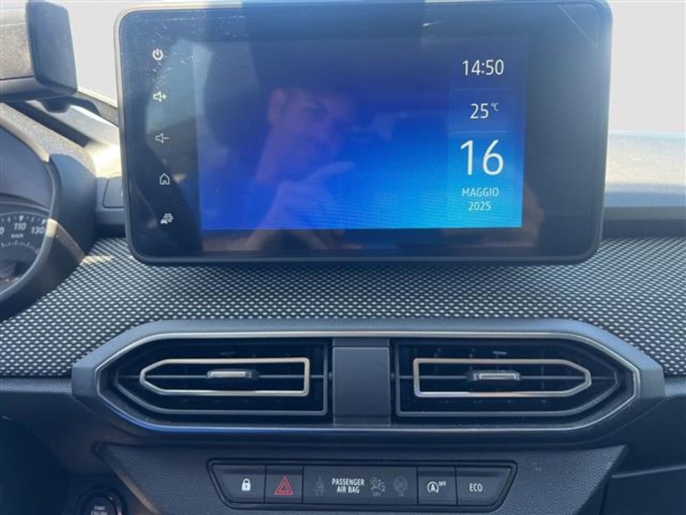 Dacia Jogger usata a Roma (14)
