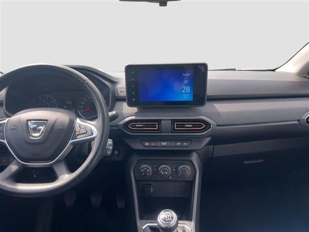 Dacia Sandero usata a Roma (14)