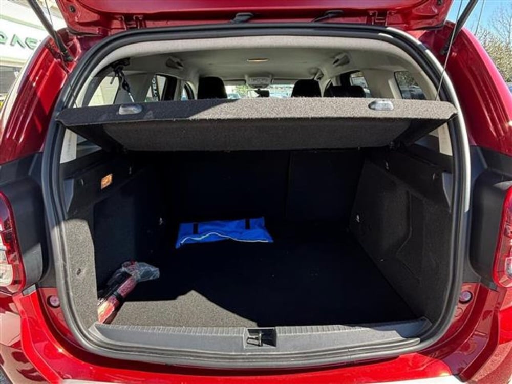 Dacia Duster usata a Livorno (15)