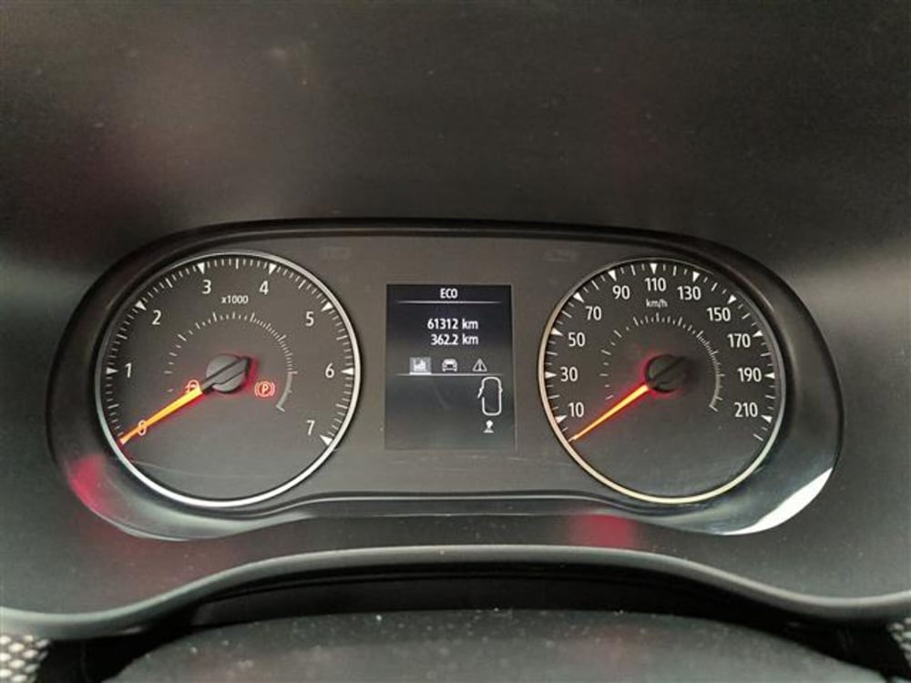 Dacia Sandero usata a Milano (10)