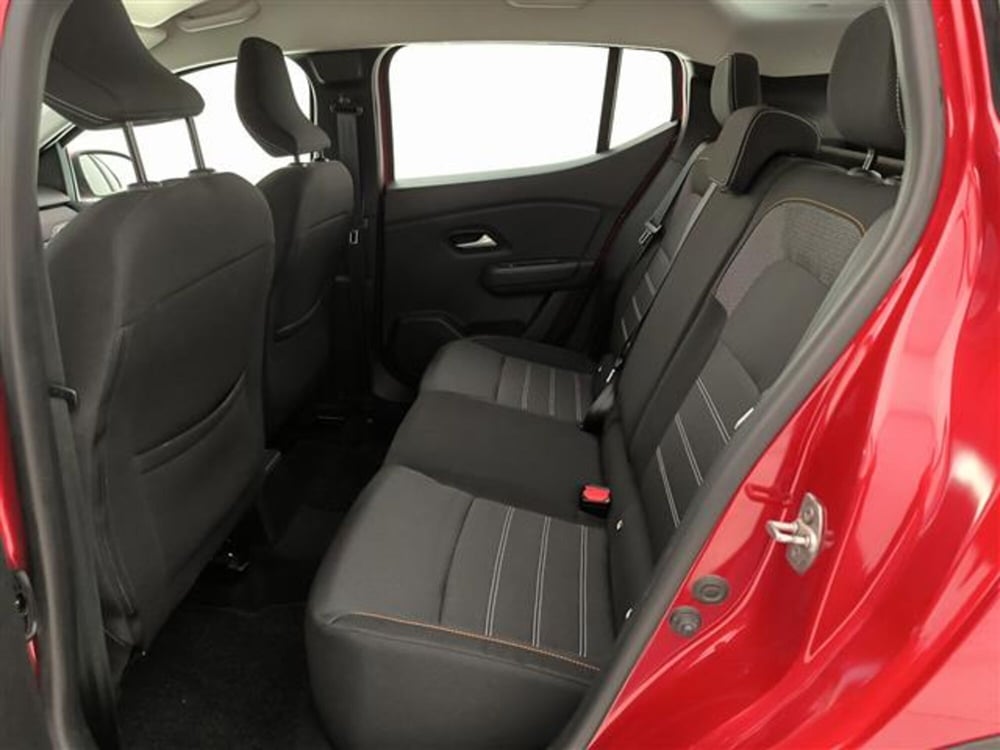 Dacia Sandero usata a Milano (12)