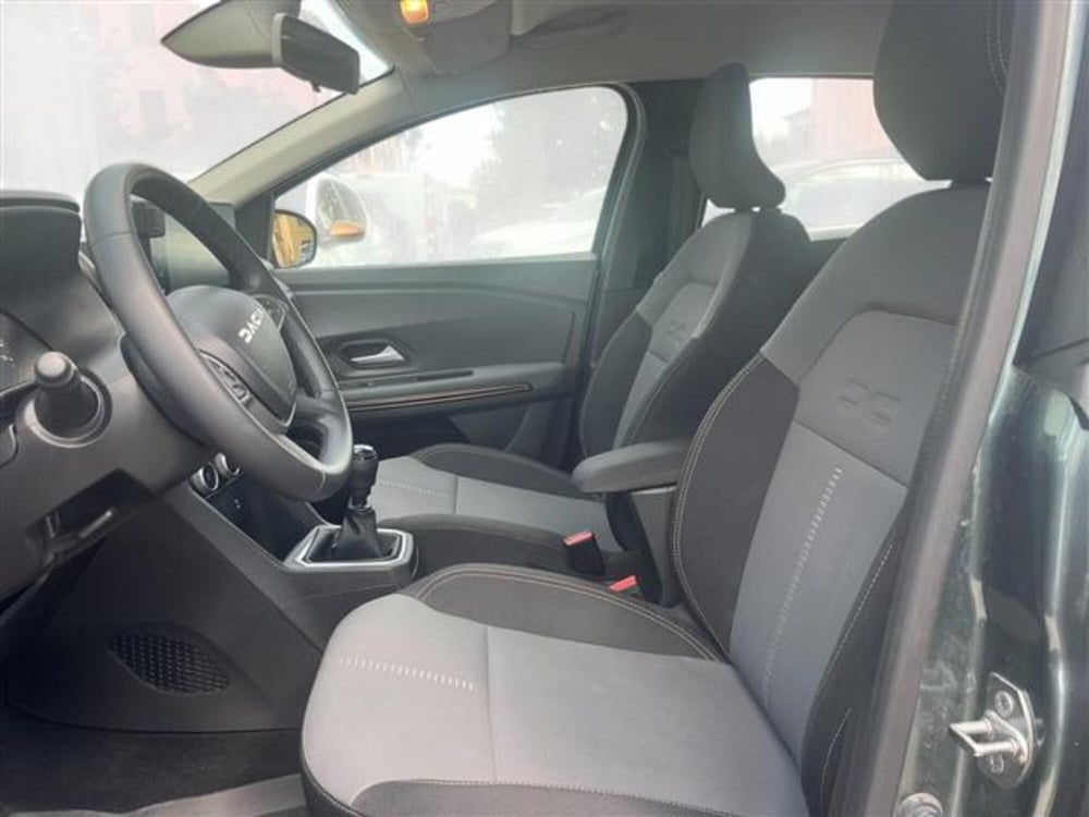Dacia Sandero Stepway usata a Livorno (9)