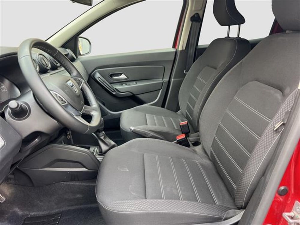Dacia Duster usata a Roma (9)