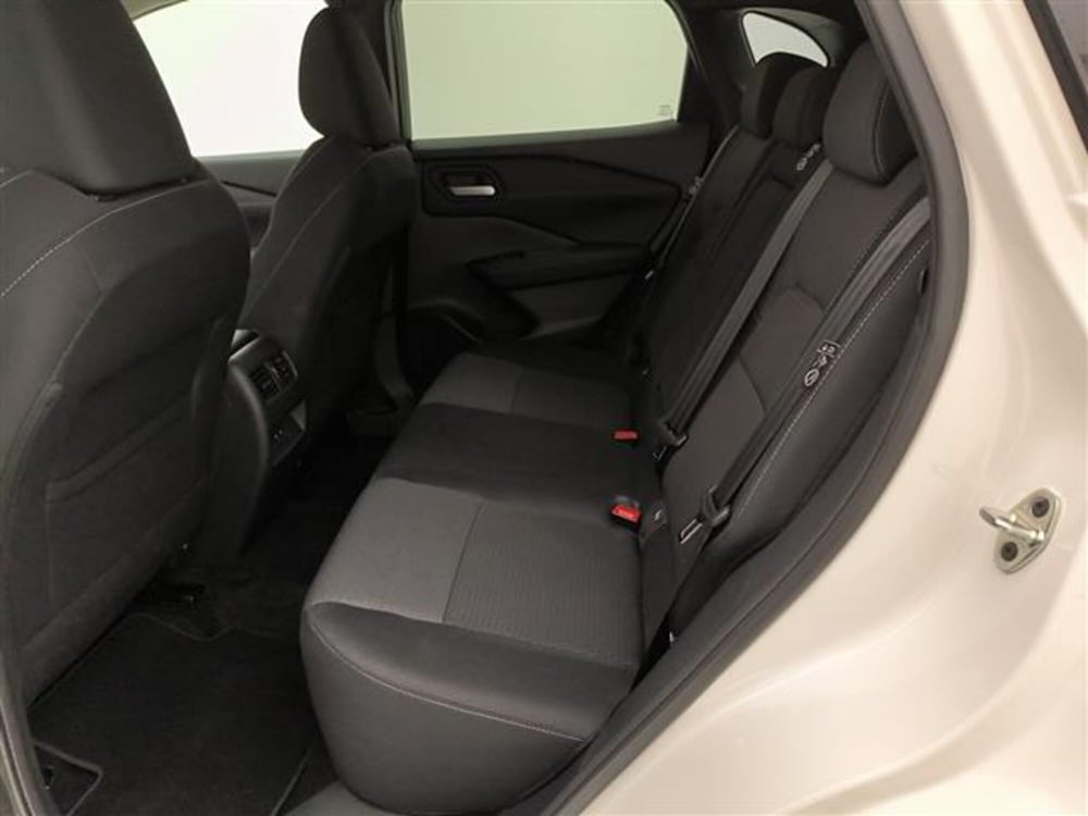 Nissan Qashqai nuova a Milano (13)