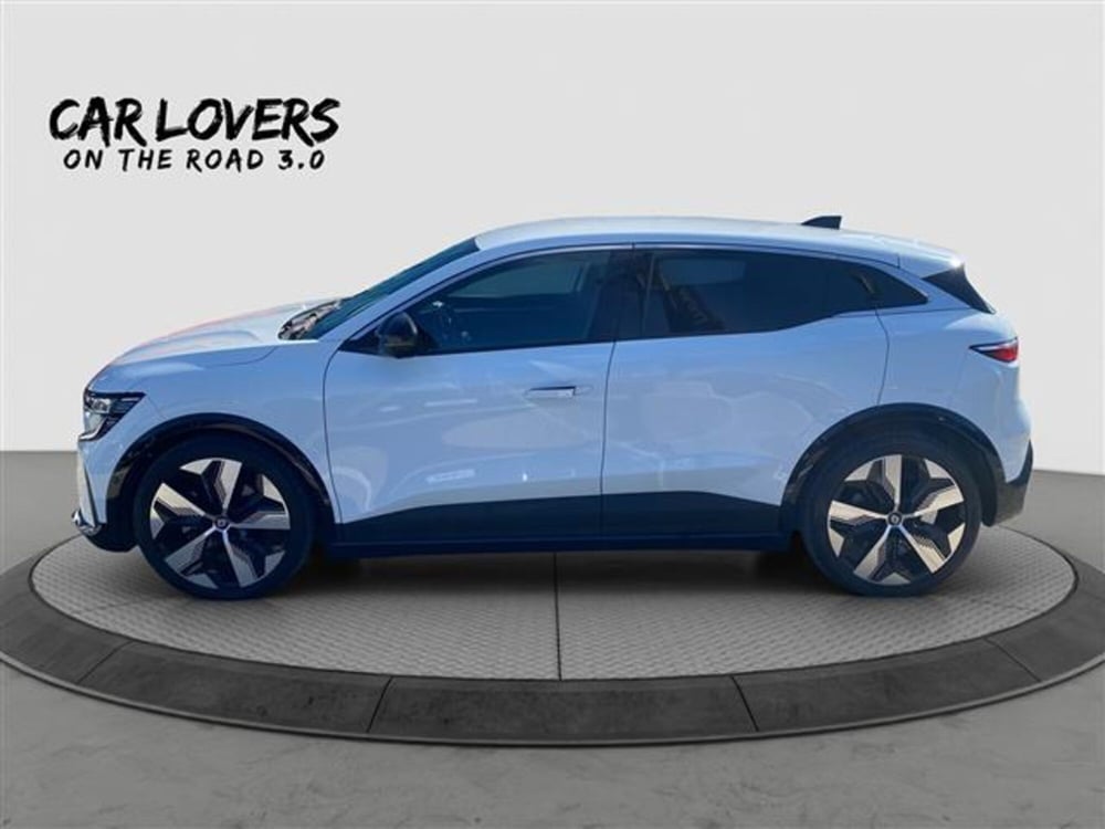 Renault Megane E-Tech Electric usata a Roma (8)