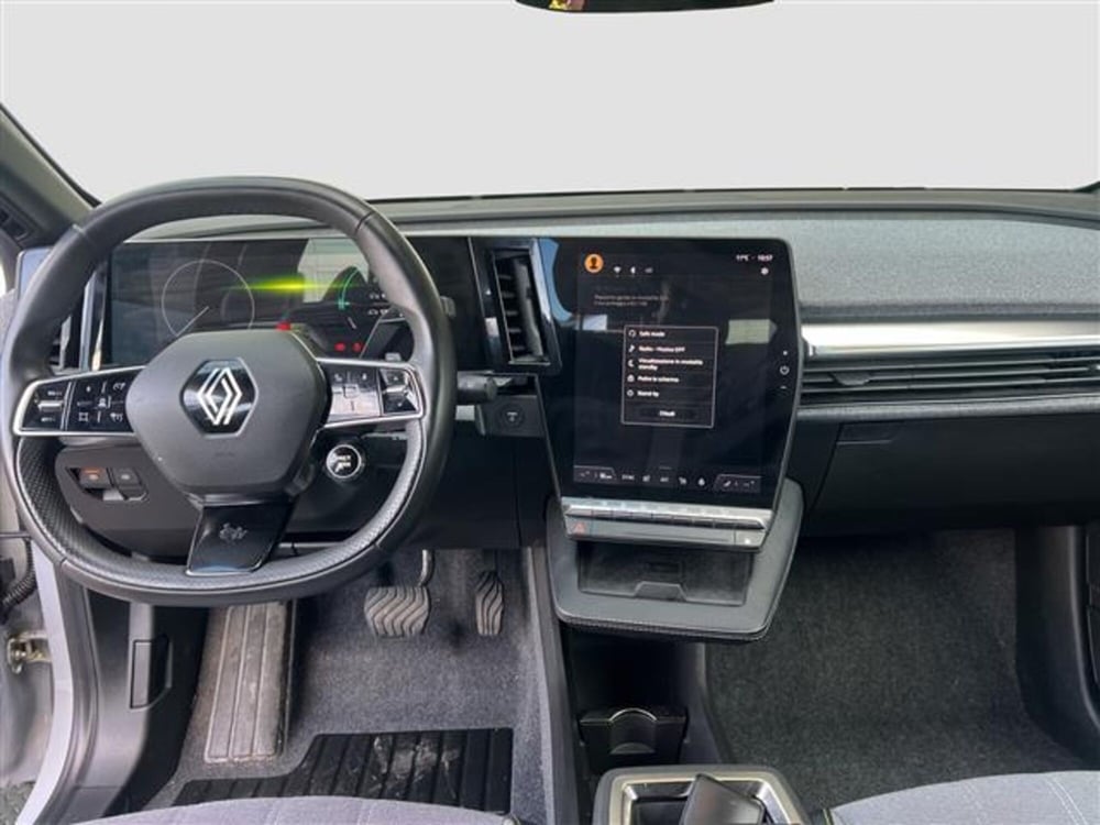 Renault Megane E-Tech Electric usata a Roma (12)