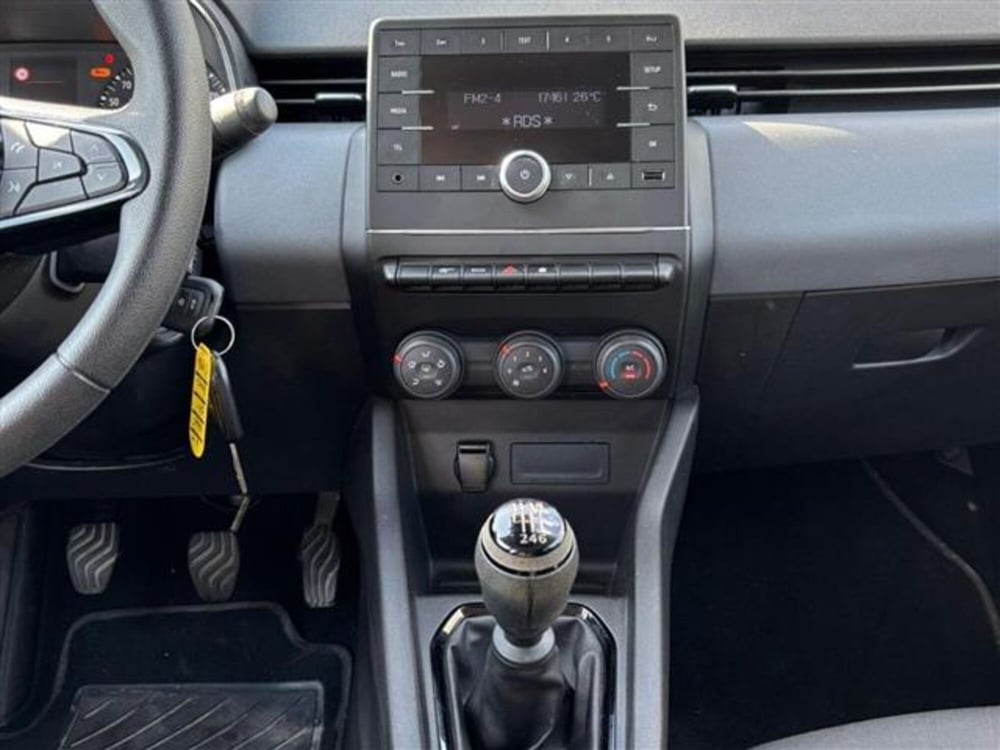 Renault Clio usata a Livorno (11)