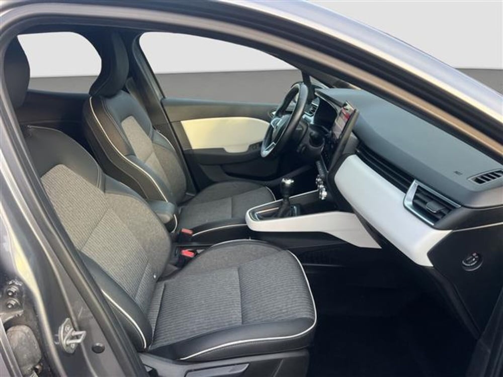 Renault Clio usata a Roma (15)