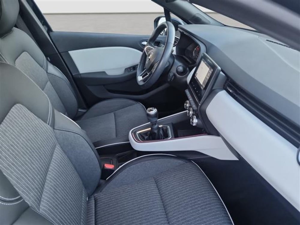 Renault Clio usata a Roma (14)