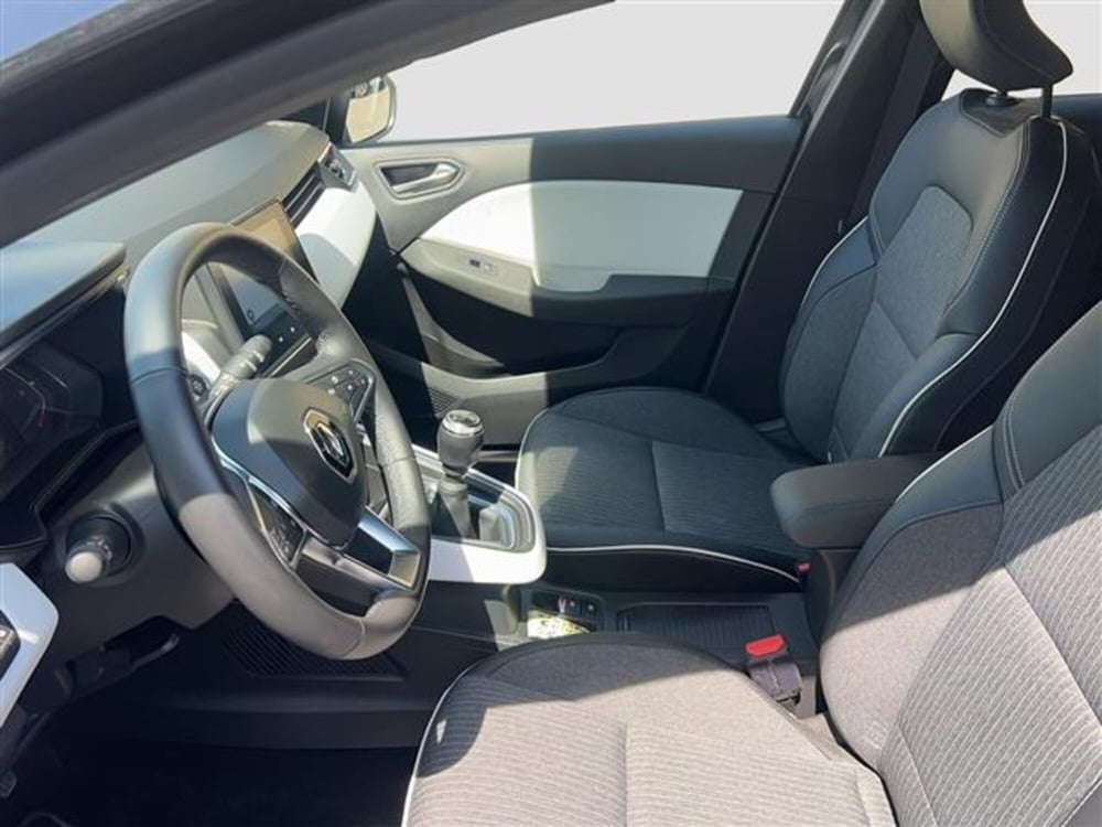 Renault Clio usata a Roma (13)