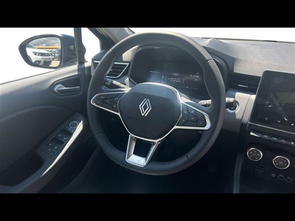 Renault Clio nuova a Agrigento (7)
