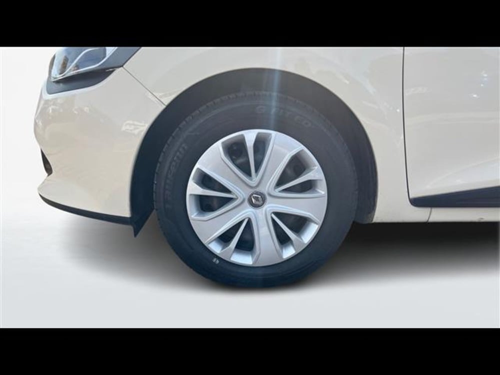 Renault Clio usata a Lecce (4)