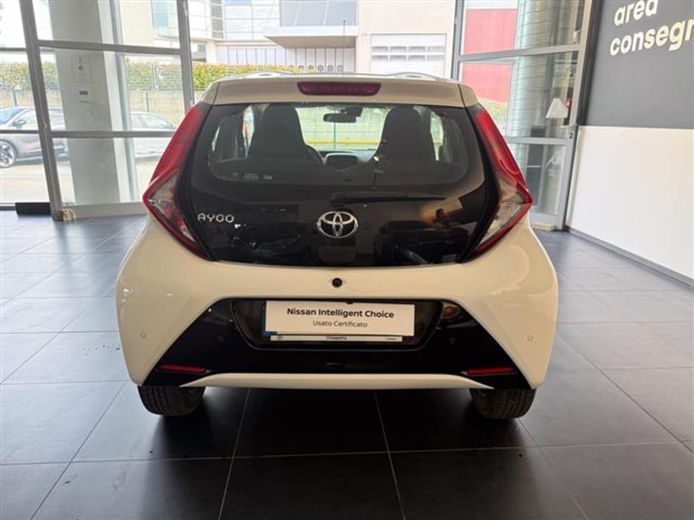 Toyota Aygo X usata a Cosenza (13)