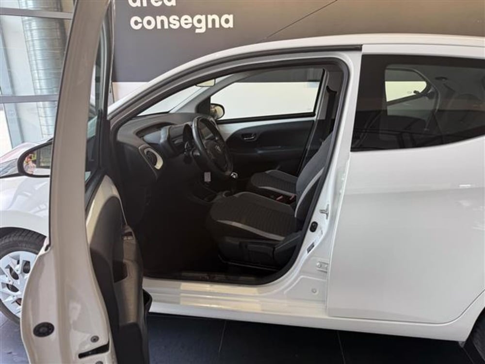 Toyota Aygo X usata a Cosenza (15)