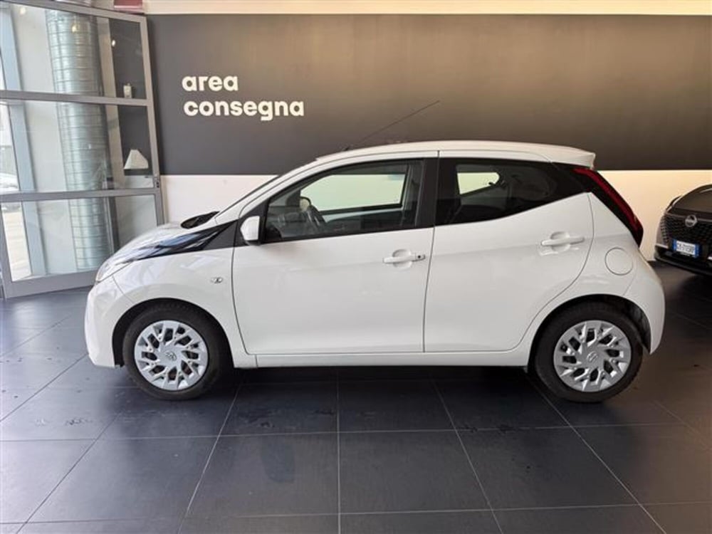 Toyota Aygo X usata a Cosenza (9)
