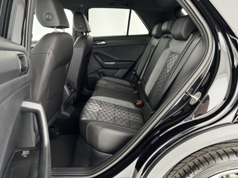 Volkswagen T-Roc nuova a Vicenza (10)