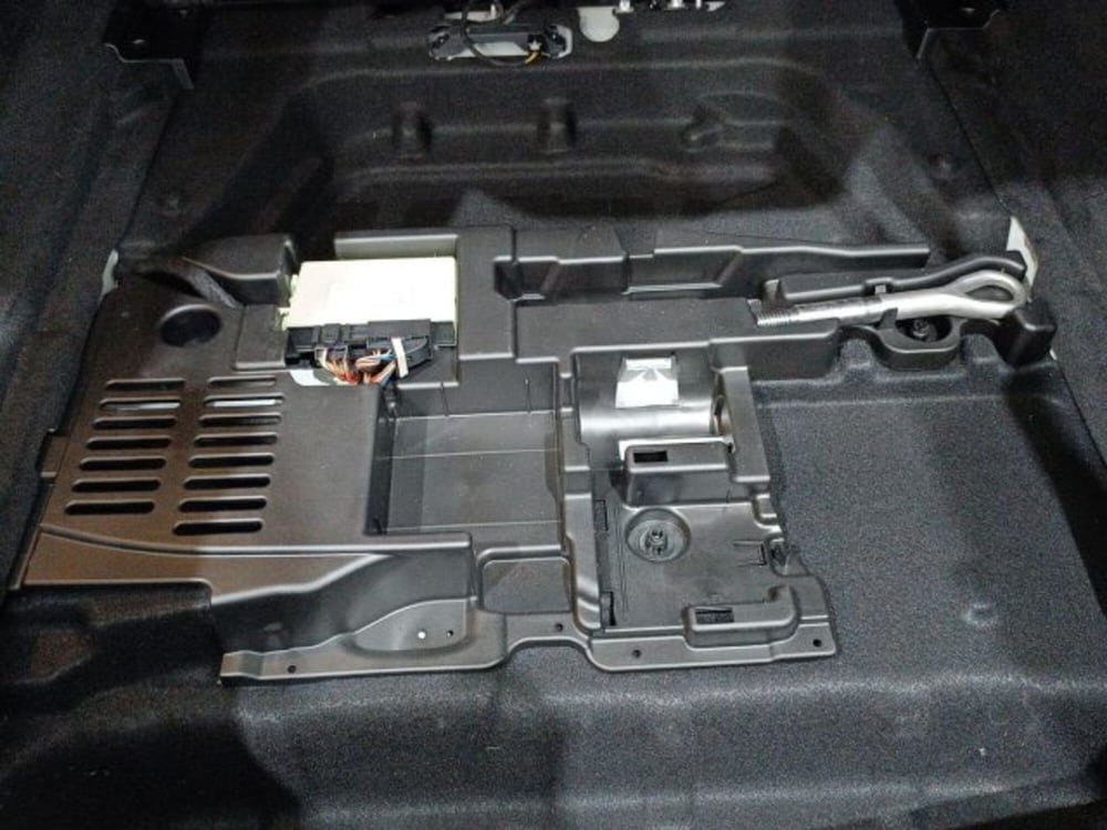 Mercedes-Benz CLA Shooting Brake usata a Catania (13)