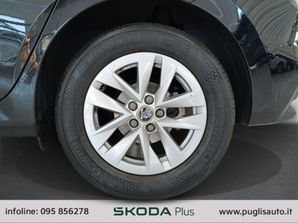 Skoda Fabia usata a Catania (14)