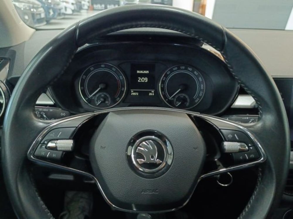 Skoda Fabia usata a Catania (17)
